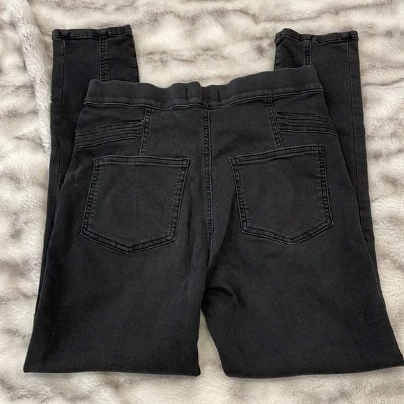 Feel Alright Pull on Denim - Picture 3 of 6